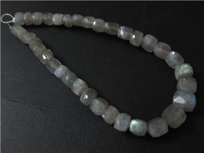Labradorite Faceted Cube (Quality A)
